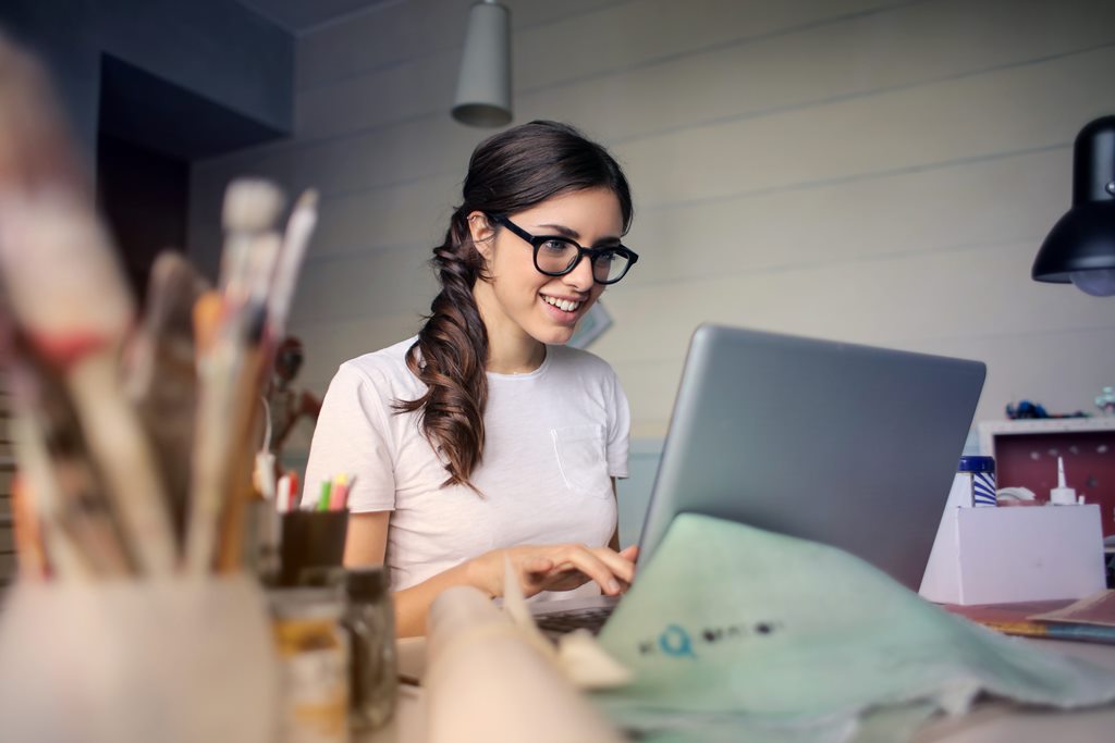 woman reading online